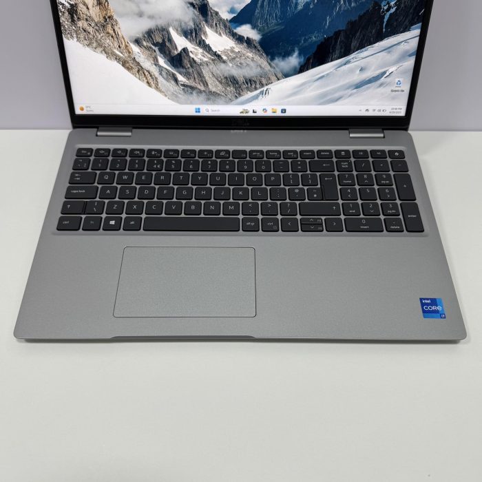 Dell Precision 3560 - Slika 3