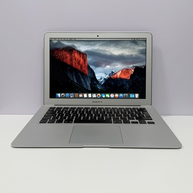 Macbook-Air-13-2015-i5-4GB-Ram-128GB-SSD-13-HD-Silver